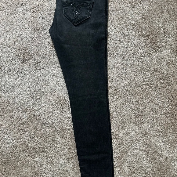 🔥Rock Revival Black Women’s Jeans🔥 - Picture 4 of 9